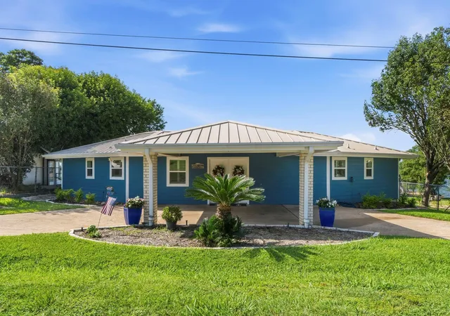 4th image of 151 Lakeview Dr, Pointblank, TX 77364 | MLS# 54451187
