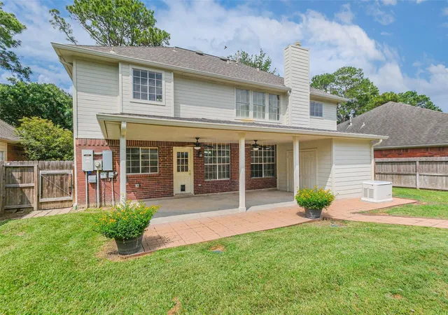 Photo 4 of Sale Pending at 16215 Wemyss Bay Rd, Houston, TX 77095 | MLS# 20084469 | Listing updated on 2026-09-20