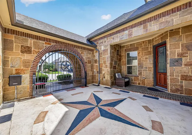 Photo 3 of Single family home for sale at 28211 Rose Clover Ln, Spring, TX 77386 | MLS# 55760732 | Listing updated on 2026-08-05