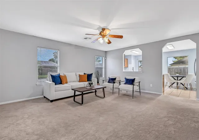 2nd image of 3115 Berryfield Ln, Pearland, TX 77581 | MLS# 49439343