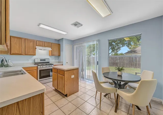 image of 3115 Berryfield Ln, Pearland, TX 77581 | MLS# 49439343