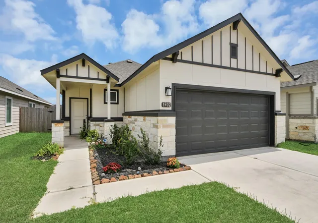 Photo 1 of Single family home for sale at 5302 Seymour Dr, Houston, TX 77032 | MLS# 2686561 | Listing updated on 2026-09-01