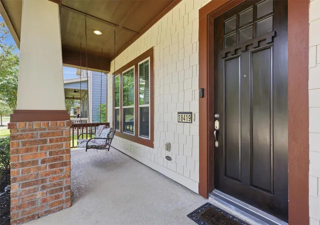 Photo 4 of Single family home for sale at 18419 Long Key Dr, Cypress, TX 77433 | MLS# 56185974 | Listing updated on 2026-09-11