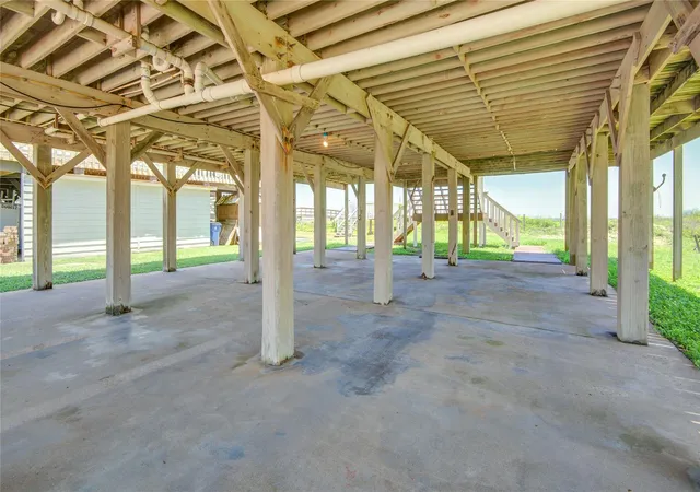 35th image of 101 Stanek Dr, Freeport, TX 77541 | MLS# 64005629