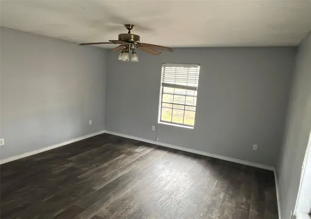 Homes for sale in Angleton, TX | 407 Branding Iron Cir, Angleton, TX 77515 | MLS# 82864735