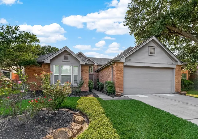 Homes for sale in Pearland, TX | 818 Maple Branch Ln, Pearland, TX 77584 | MLS# 17966207