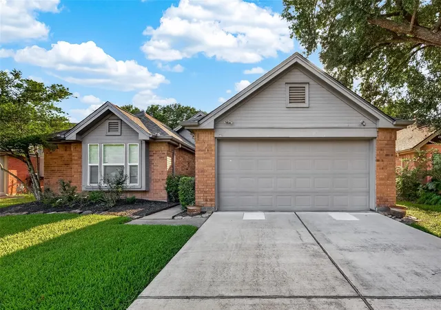 Homes for sale in Pearland, TX | 818 Maple Branch Ln, Pearland, TX 77584 | MLS# 17966207
