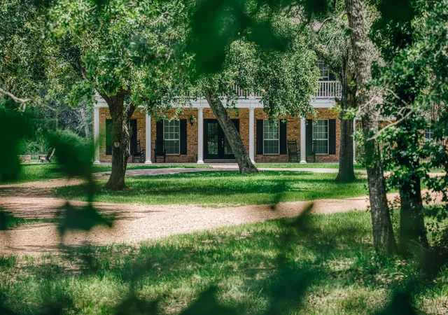 Homes for sale in Round Top, TX | 3301 Round Top Rd, Round Top, TX 78954 | MLS# 85057494