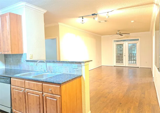 3rd image of 1711 Old Spanish Trl #457, Houston, TX 77054 | MLS# 64298125