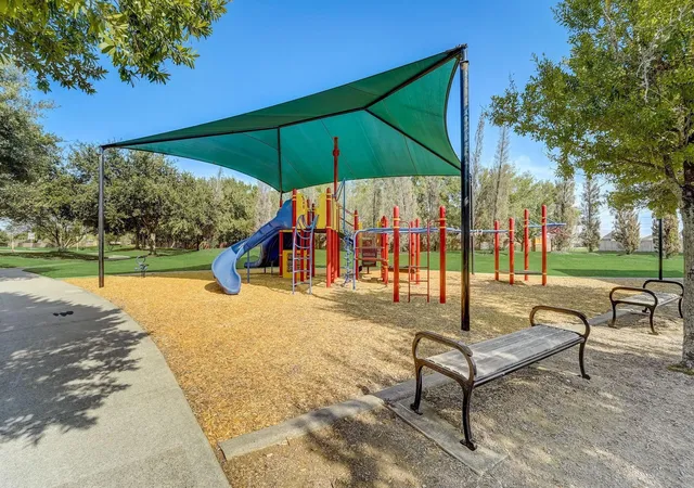 Homes for sale in League City, TX | 2622 Pisoni Ln, League City, TX 77573 | MLS# 10852012