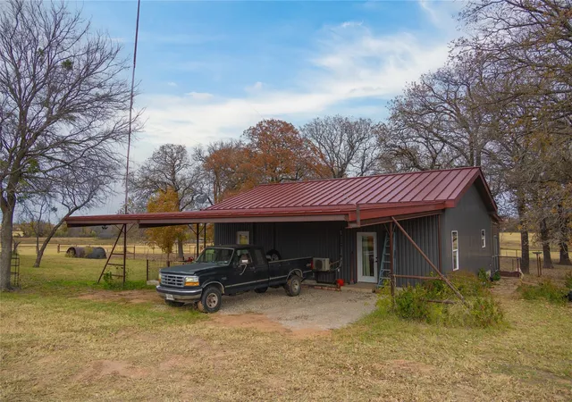 4th image of 355 County Road 144, Comanche, TX 76442 | MLS# 96150792