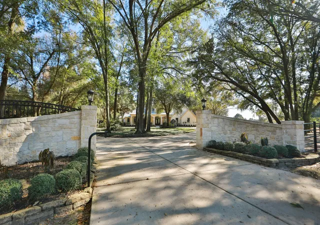 Photo 2 of Single family home for sale at 15601 Brown Rd, Tomball, TX 77377 | MLS# 36254095 | Listing updated on 2026-08-31