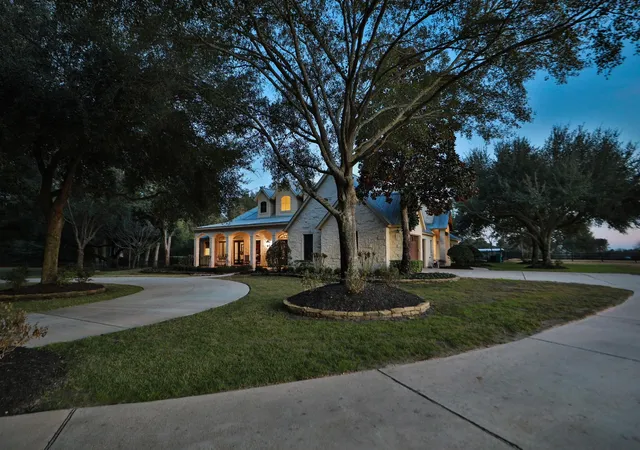 Photo 3 of Single family home for sale at 15601 Brown Rd, Tomball, TX 77377 | MLS# 36254095 | Listing updated on 2026-08-31