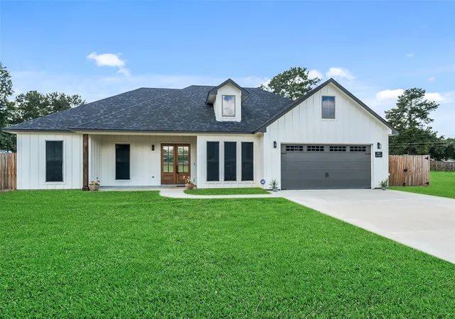 1st image of 60 Bluegill Dr, Shepherd, TX 77371 | MLS# 7963309