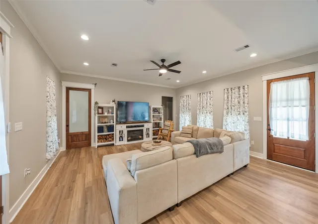 4th image of 60 Bluegill Dr, Shepherd, TX 77371 | MLS# 7963309