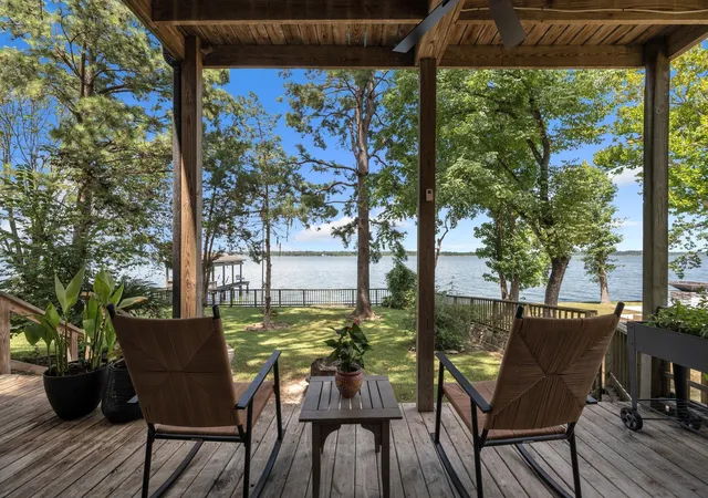 4th image of 22373 La Jolla Ct, Huntsville, TX 77320 | MLS# 83324975
