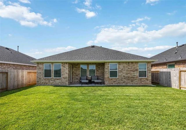 28th image of 9522 Wall St, Texas City, TX 77591 | MLS# 74751475