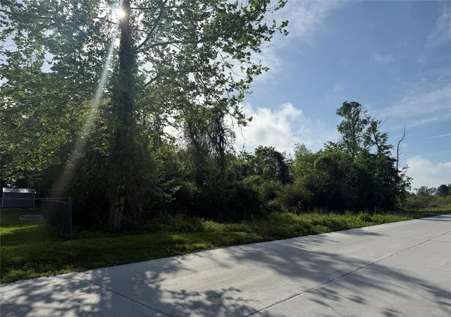 1st image of 2211 Waco St, Dayton, TX 77535 | MLS# 28860156