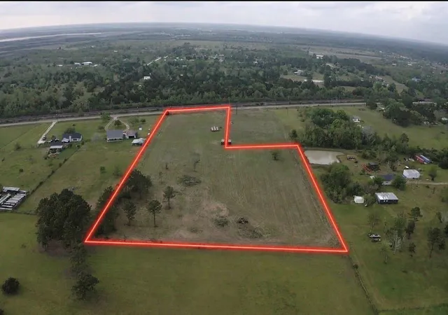 9th image of 9715 County Road 171, Liverpool, TX 77577 | MLS# 63586129