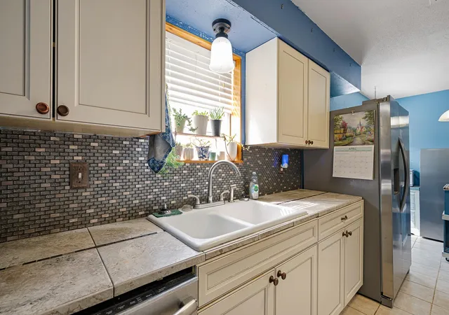 5th image of 10521 Mary Ln, Manvel, TX 77578 | MLS# 32264947