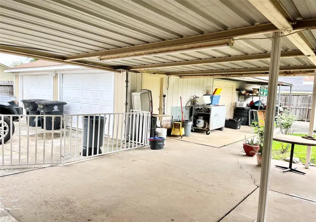 4th image of 405 Wild Plum St, Houston, TX 77013 | MLS# 21972726