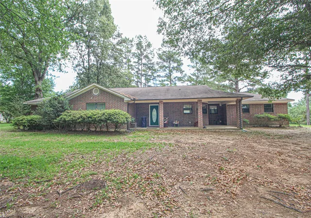 Photo 2 of Single family home for sale at 175 Checkmate, Livingston, TX 77351 | MLS# 12381088 | Listing updated on 2026-07-23