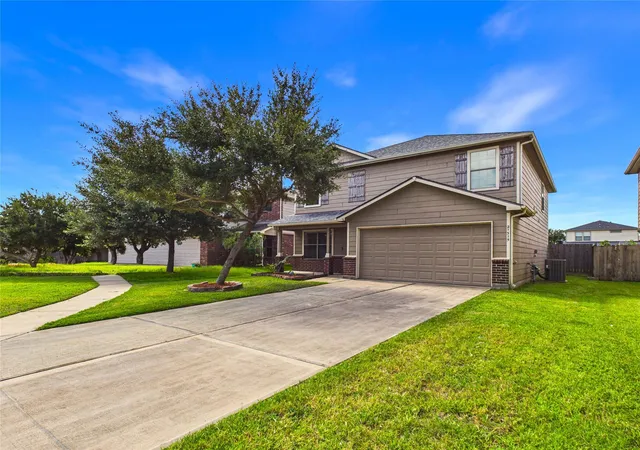 Photo 3 of Sale Pending at 21315 Slate Xing Ln, Katy, TX 77449 | MLS# 96248627 | Listing updated on 2026-09-11