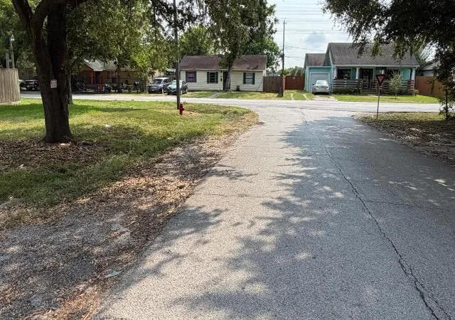 Photo 2 of Single family home for sale at 11213 Oswego St, Houston, TX 77029 | MLS# 96975980 | Listing updated on 2026-09-10