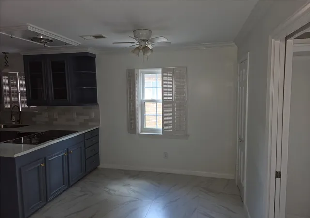 23rd image of 10010 Burgoyne Rd, Houston, TX 77042 | MLS# 36815034