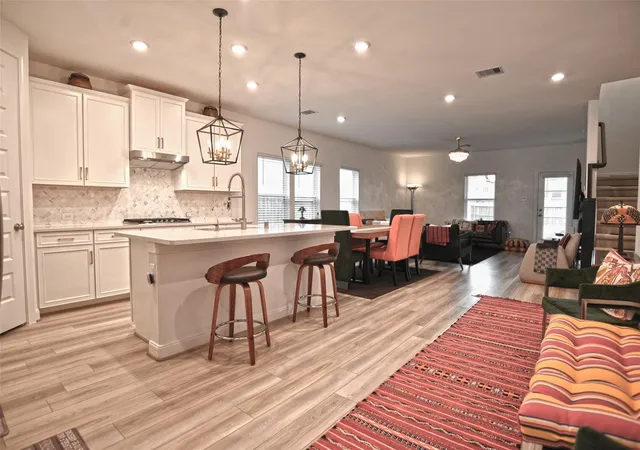 Photo 3 of Single family home for sale at 2806 Oakheath Crst Ct, Houston, TX 77089 | MLS# 82634446 | Listing updated on 2026-09-02