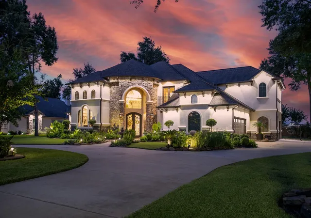 Single family home for sale at 17108 Lakeway Park, Tomball, TX 77375 | MLS# 59305246