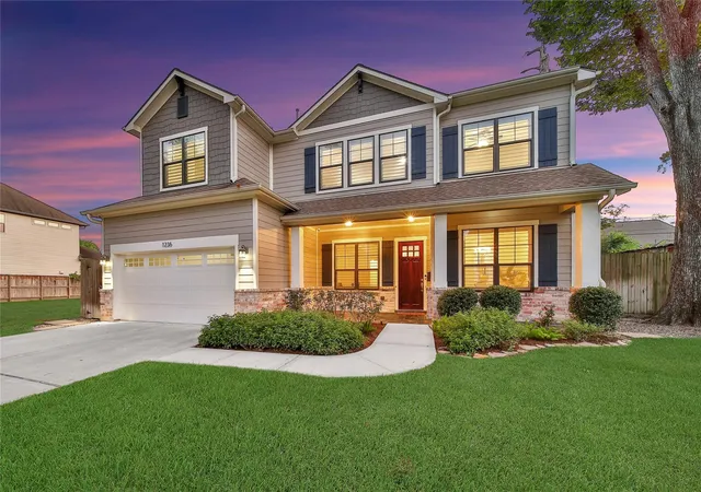 3rd image of 1236 Chamboard Ln, Houston, TX 77018 | MLS# 61206001