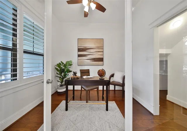5th image of 1236 Chamboard Ln, Houston, TX 77018 | MLS# 61206001