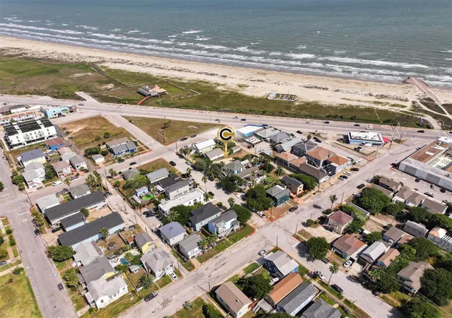 Photo 4 of Land for sale at 911 Ave L, Galveston, TX 77550 | MLS# 79903309 | Listing updated on 2026-05-28