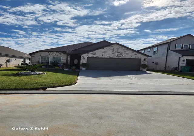 1st image of 4326 Wyanngate Dr, Spring, TX 77373 | MLS# 39227363