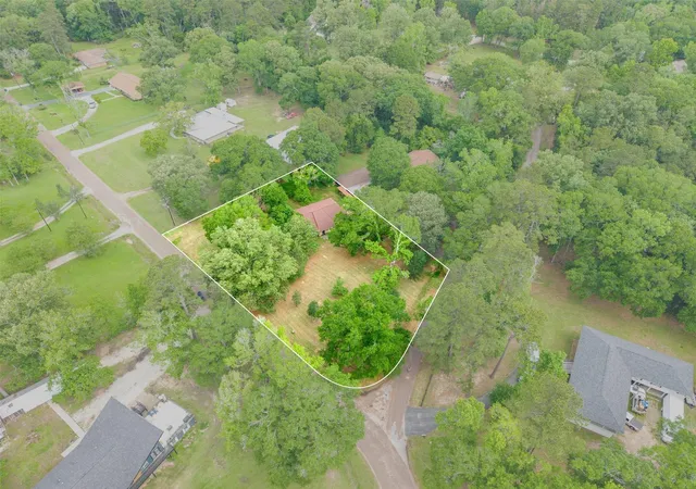 Homes for sale in Woodbranch, TX | 38A Woodbranch Dr, Woodbranch, TX 77357 | MLS# 36874548