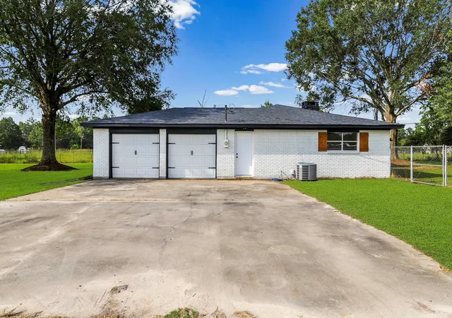 Homes for sale in Buna, TX | 546 County Road 882, Buna, TX 77612 | MLS# 93566032