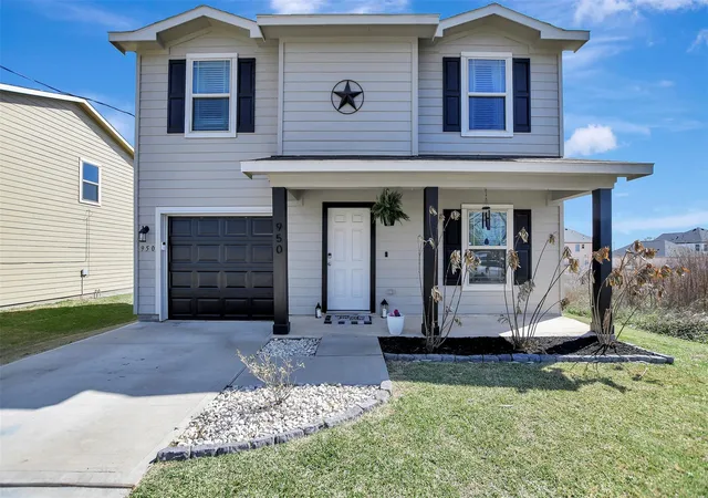 1st image of 950 21st St, Hempstead, TX 77445 | MLS# 47524238