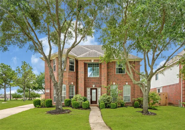 Photo 1 of Sale Pending at 21319 Wild Jasmine Ln, Katy, TX 77450 | MLS# 16695057 | Listing updated on 2026-08-29