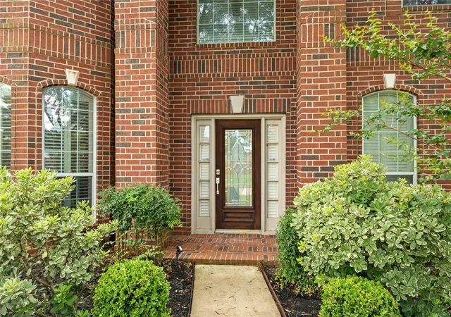 Photo 2 of Sale Pending at 21319 Wild Jasmine Ln, Katy, TX 77450 | MLS# 16695057 | Listing updated on 2026-08-29