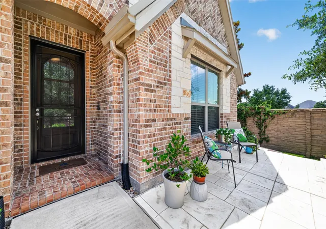 Photo 3 of Single family home for sale at 6702 Pioneer Trl, Katy, TX 77493 | MLS# 95652236 | Listing updated on 2026-06-26