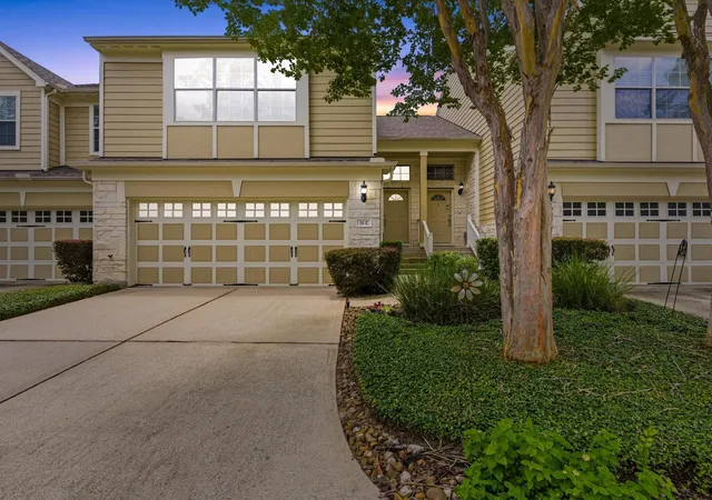 Condo for sale at 13600 Breton Ridge St #31C, Houston, TX 77070 | MLS# 39471889