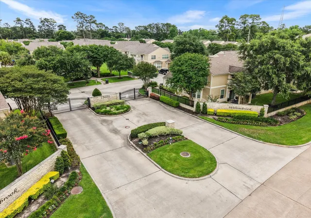 Photo 2 of Condo for sale at 13600 Breton Ridge St #31C, Houston, TX 77070 | MLS# 39471889 | Listing updated on 2026-08-07