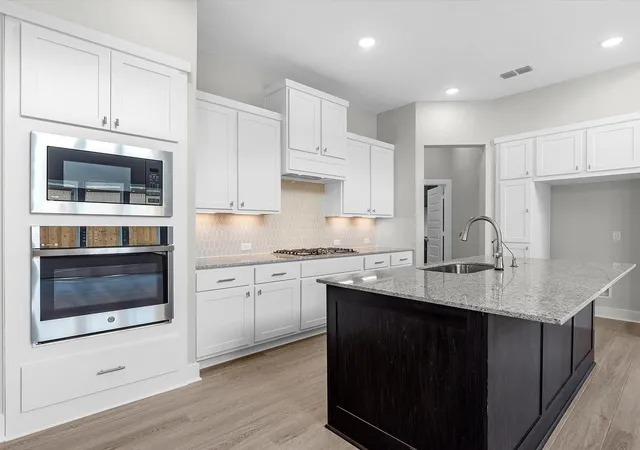 Photo 3 of Single family home for sale at 17915 Primrose Grove Dr, Richmond, TX 77407 | MLS# 24436305 | Listing updated on 2026-09-09