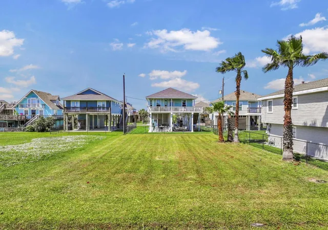 10th image of 23158 Buena St, Galveston, TX 77554 | MLS# 93205399