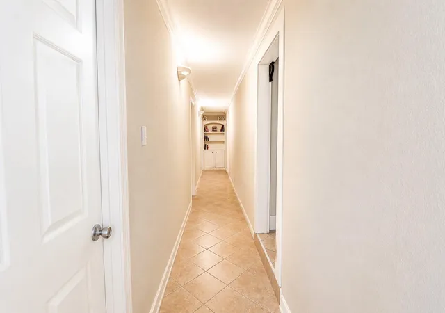 Photo 2 of Single family home for sale at 315 S Johnson St, Alvin, TX 77511 | MLS# 37378416 | Listing updated on 2026-08-30