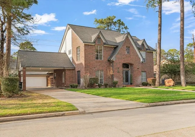Photo 2 of Single family home for sale at 6710 Blue Hills Rd, Houston, TX 77069 | MLS# 25634841 | Listing updated on 2026-09-13