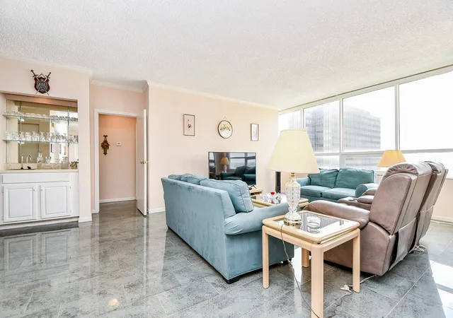5th image of 5150 Hidalgo St #1305, Houston, TX 77056 | MLS# 72947444