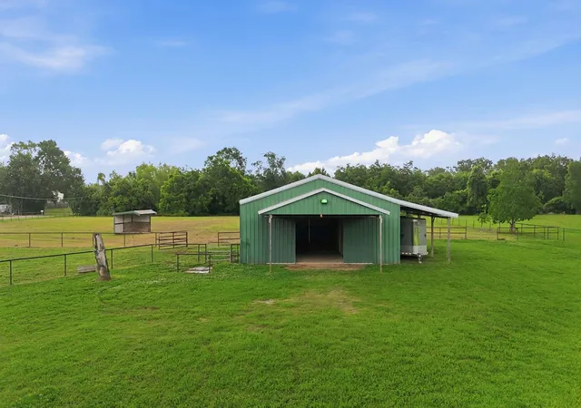 Photo 3 of Single family home for sale at 4304 Skinner Ln, Richmond, TX 77406 | MLS# 87362656 | Listing updated on 2026-07-04
