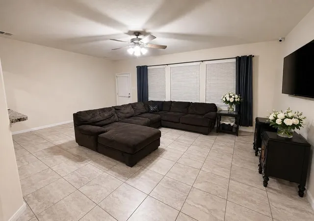 4th image of 1608 Grable Cove Ln, Spring, TX 77379 | MLS# 23758502